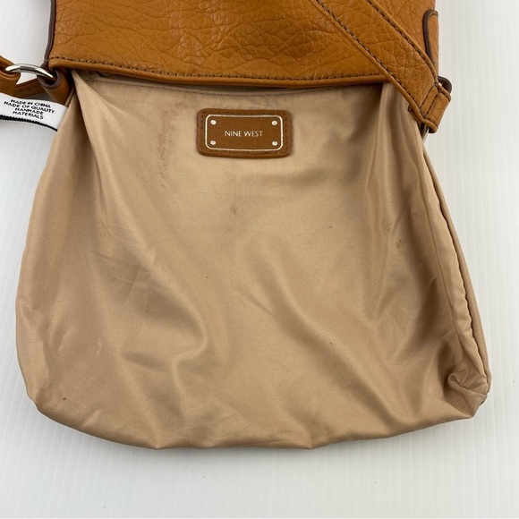 Nine West Purse Crossbody Tan Faux Leather 3 Pockets - Picture 6 of 11